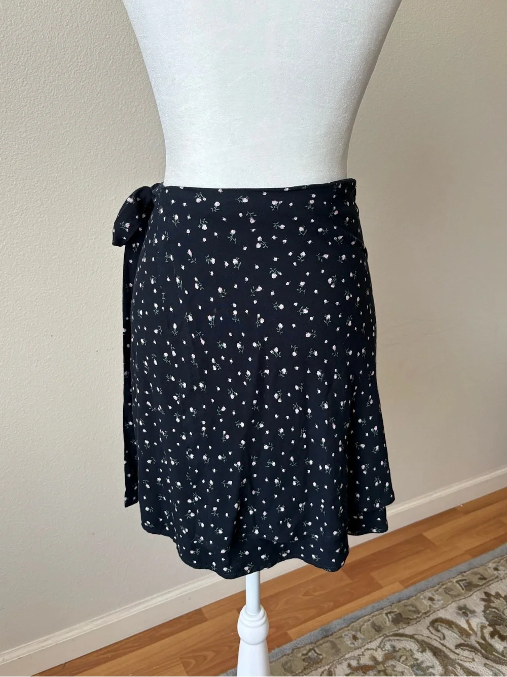Brandy Melville Black Mini Wrap Skirt with Pink Floral Print One Size EUC